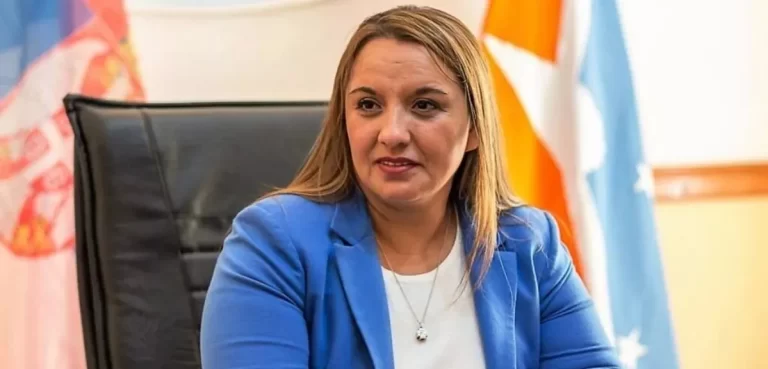 andrea freites diputada