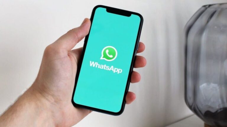 whatsapp-1377558