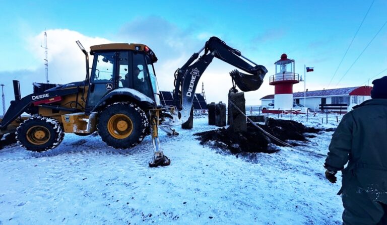 desmantelan paneles territorio chileno