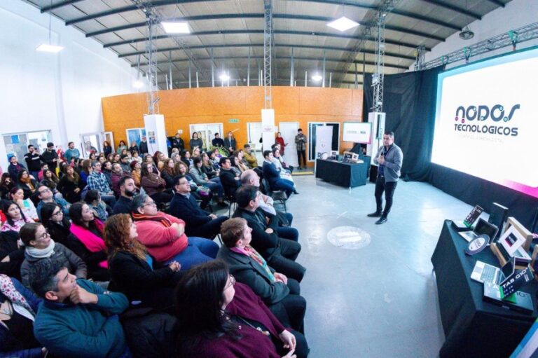 martin perez entrega equipos