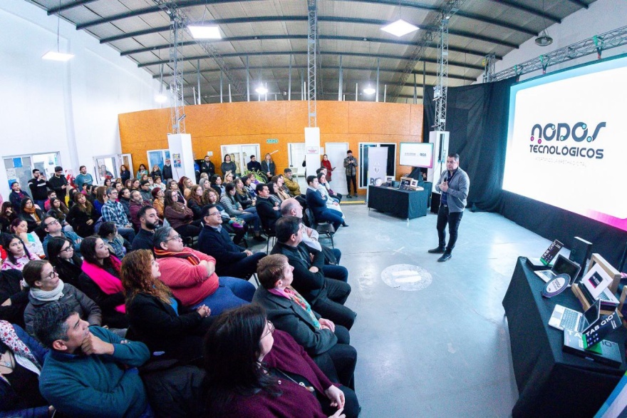 martin perez entrega equipos