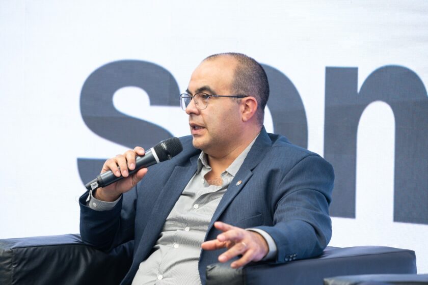 ministro de Energía Alejando Aguirre