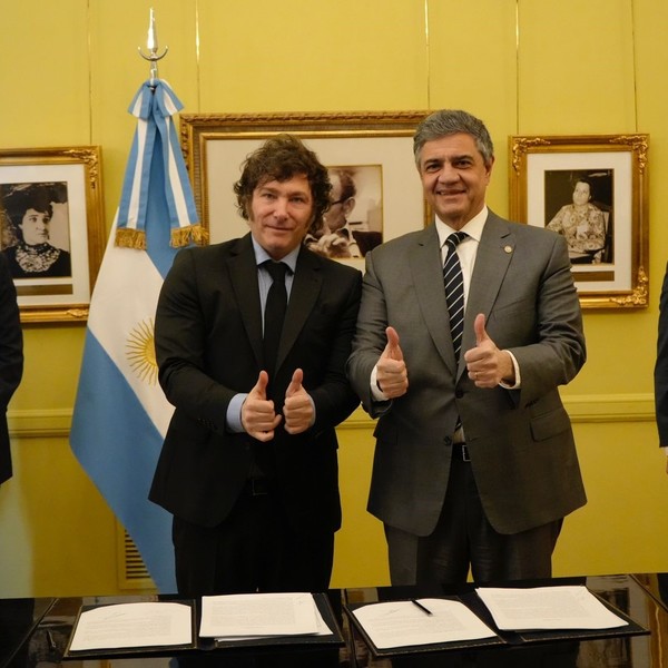 MC0-d0EQN_600x600__1 milei jorge macri