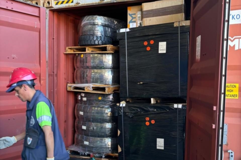 1731074279535 puerto contrabando