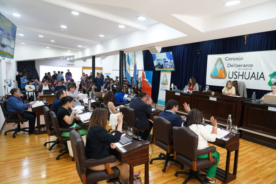 464823974_950988473731690_2278791246336831718_n-900x600_c ushuaia concejo deliberante