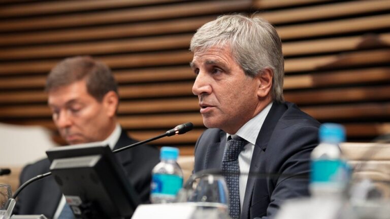 674f430d7b633_940_529! toto caputo