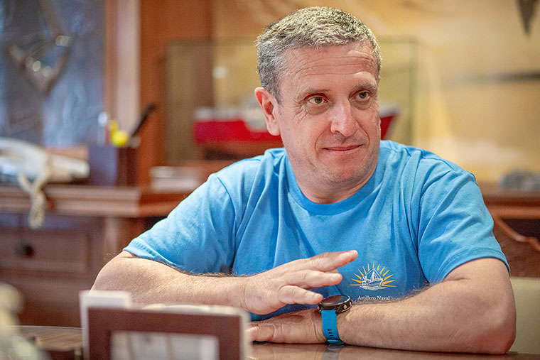 Revista-Puerto-Mar-del-Plata-industria-Naval-Domingo-Contessi-img-02