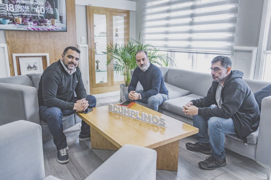 pagina7a-6 moises solorza walter vuoto