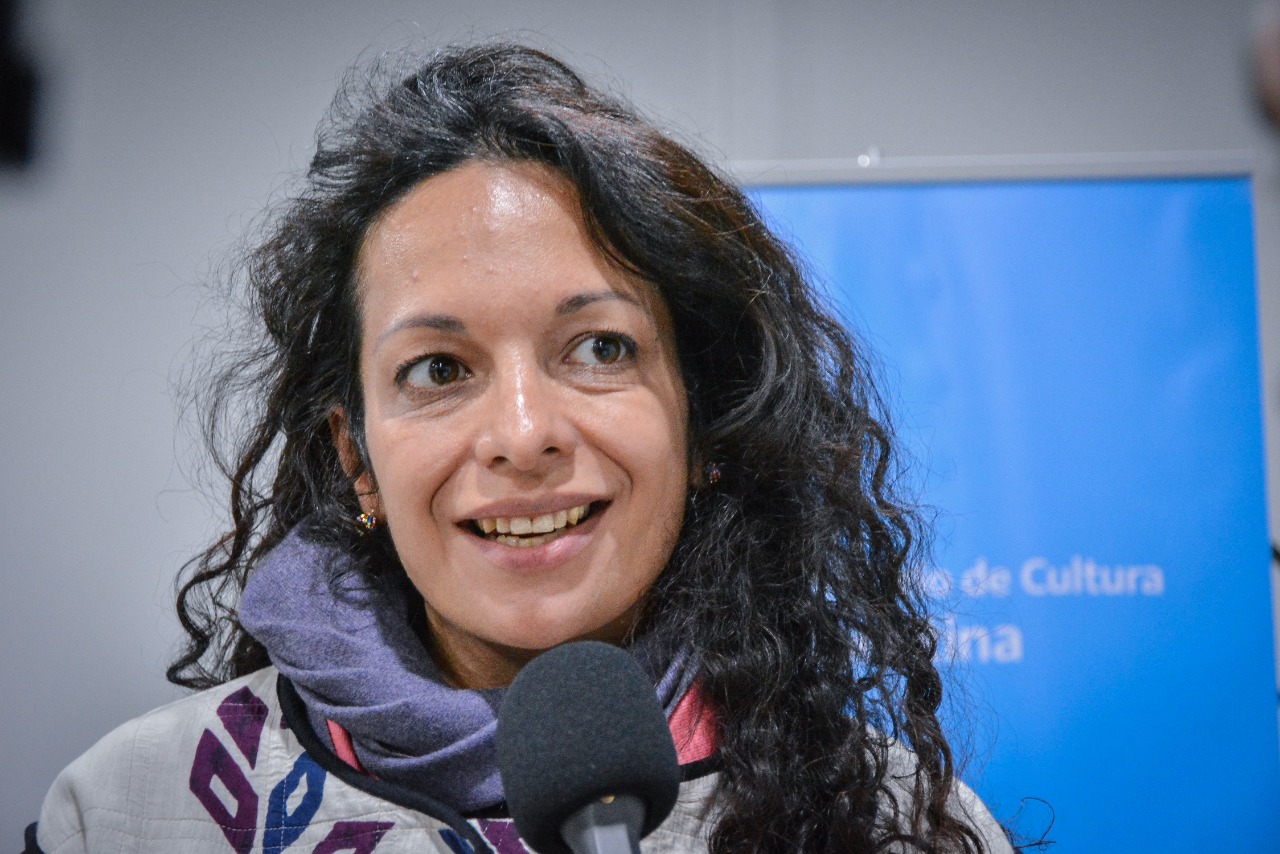 2330a377-7746-43a1-d21d-4021644cdfe1 laura avila