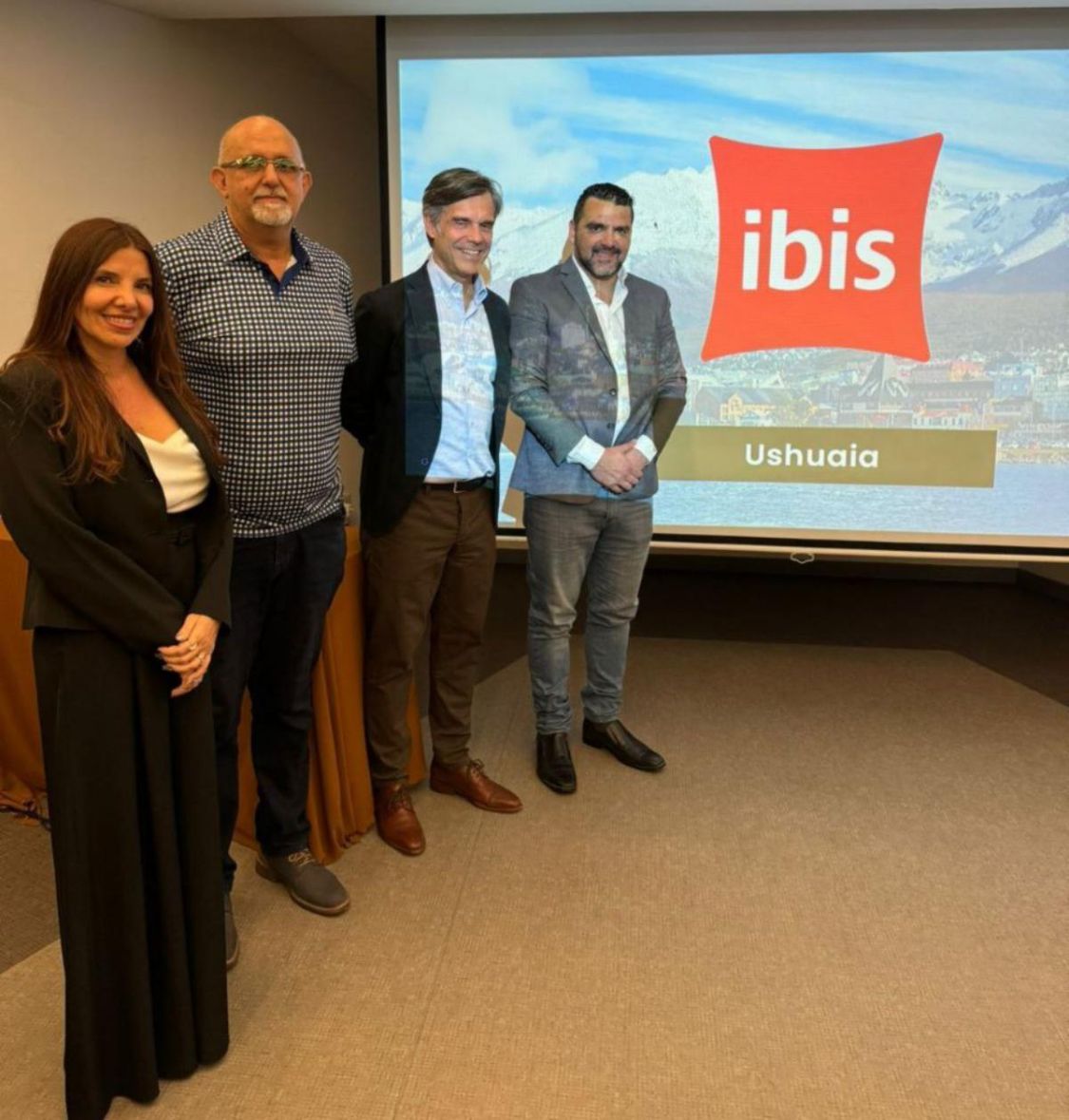 bf0d1b7a-0539-411c-9774-7e234361f7ac vuoto ibis