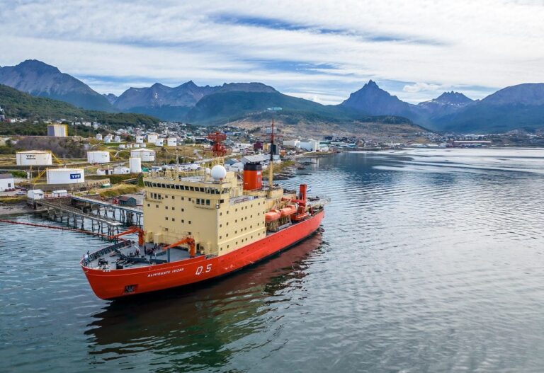 Almirante-Irizar-Ushuaia-C