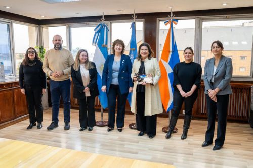 2025091610124338c1868f28c983ea873871258185a7bf_min