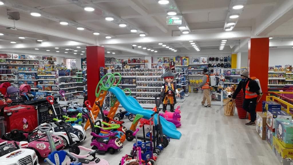 desinfeccion-de-comercios-de-la-ciudad