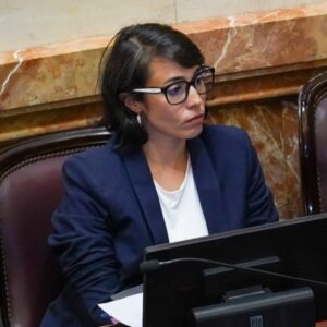 MONTE DE OCA CRUZA A MYRIAM BREGMAN POR COMENTARIO SOBRE MALVINAS